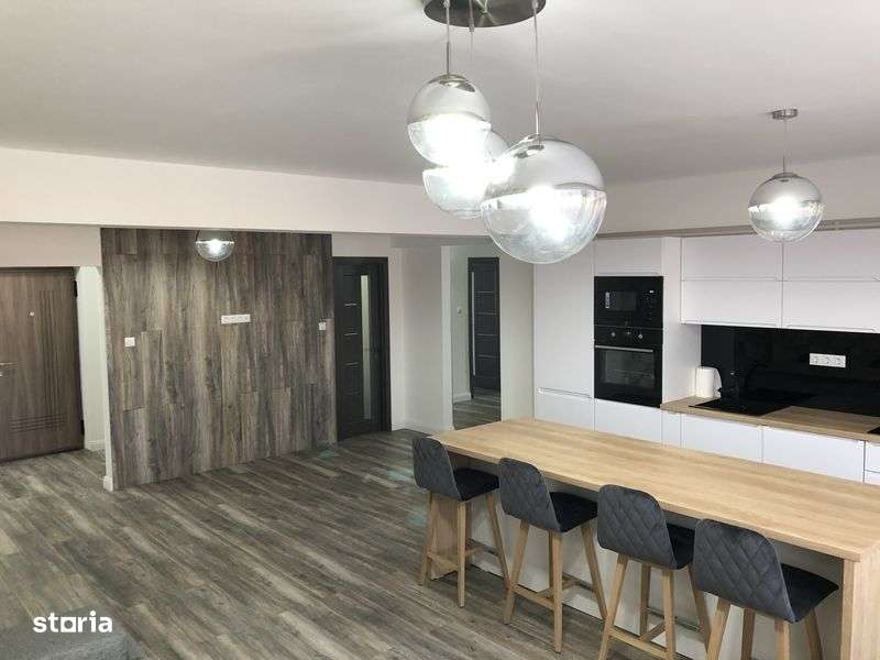 Inchiriez apartament centru - Imagine principală: 4/6