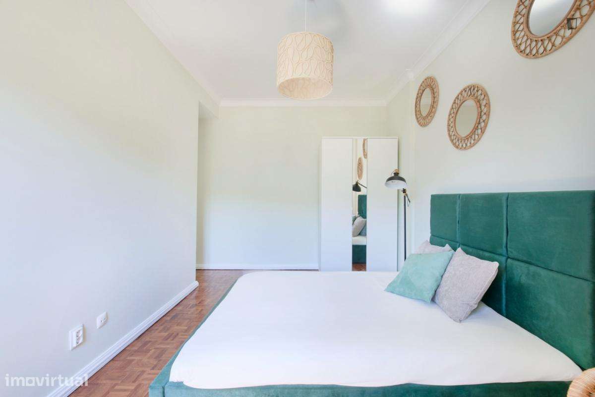 Quarto - localizado em Benfica Lisbon - Grande imagem: 4/17