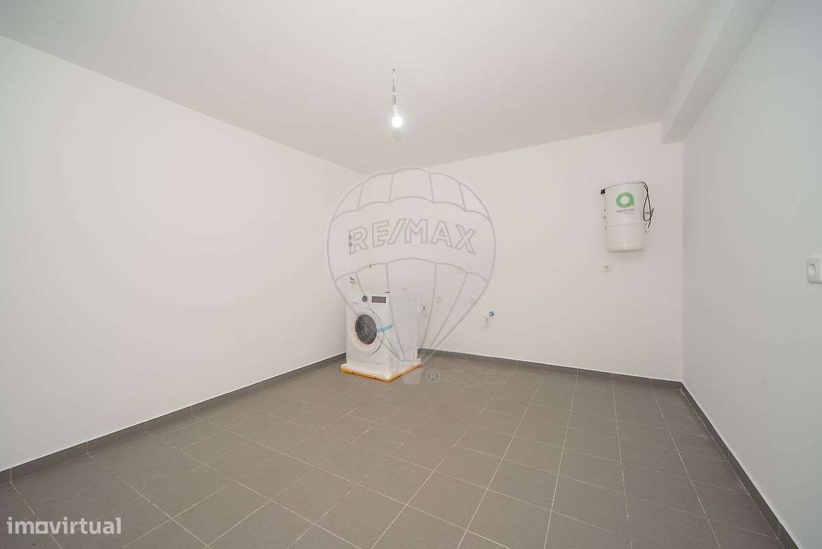 Moradia T4 para venda-33