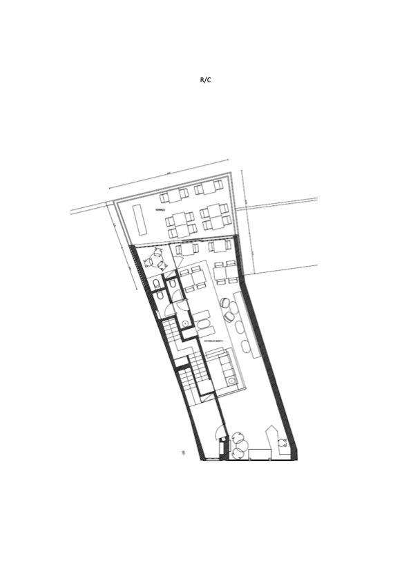 Edifício Renovado no Coração da Graça, Lisboa-35