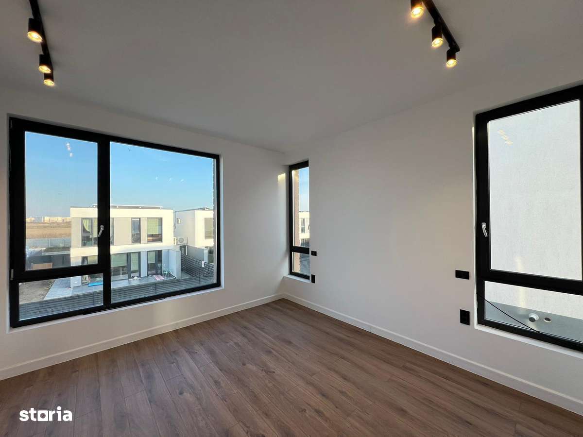 LA CHEIE! gata de mutare The Class Villas Tunari, TEREN 300 MP-4