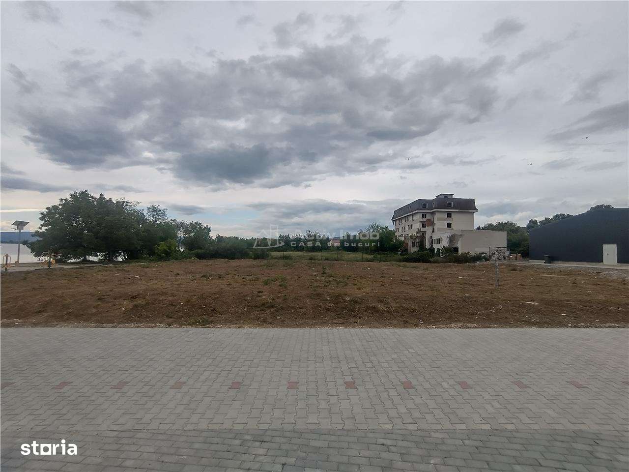 Moldova Noua, Teren Drept Intravilan 1628 Mp., pe malul Dunarii, Vanza - Imagine principală: 5/15