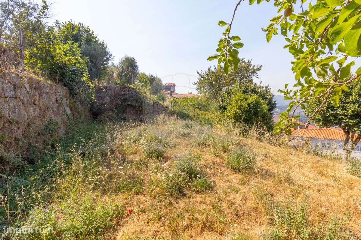 Moradia T4 para venda-25