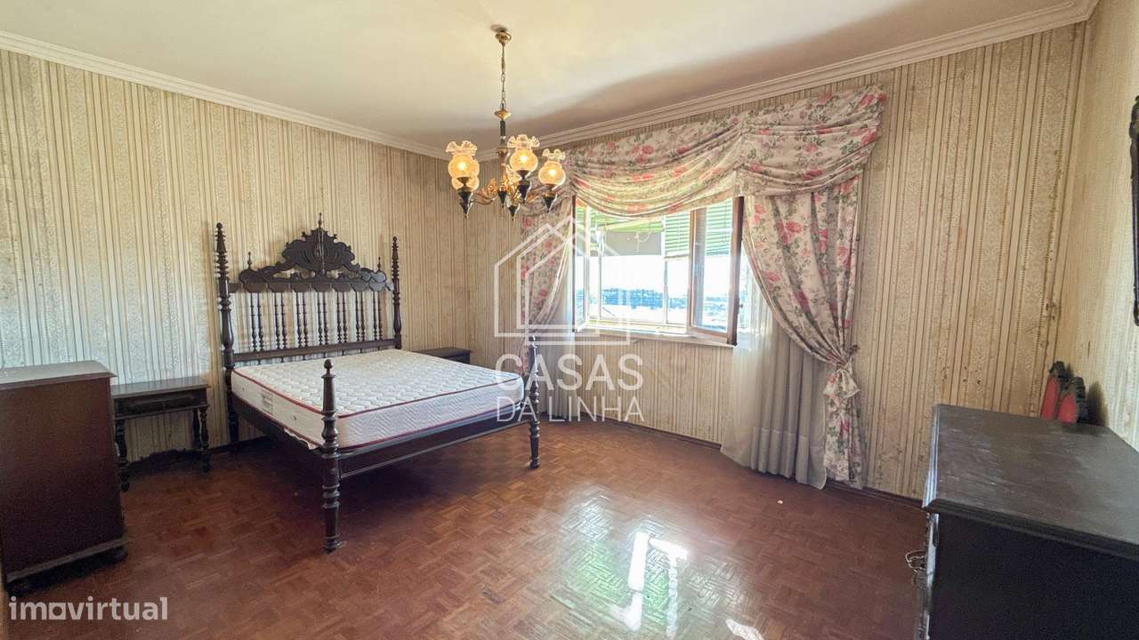 Moradia Independente T5 em Vila Fria - Porto Salvo-5