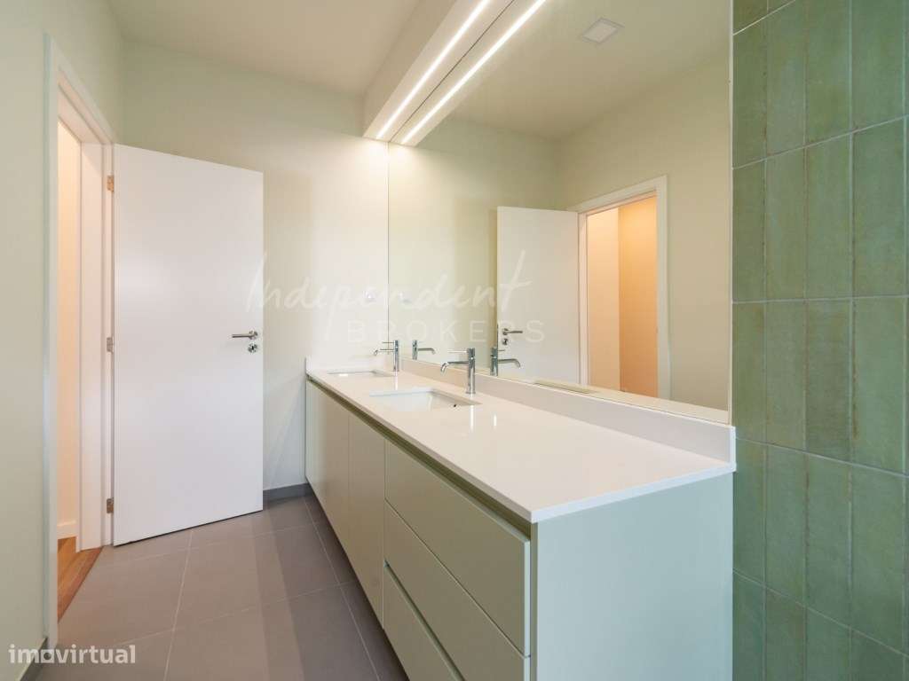 APARTAMENTO T4 TOTALMENTE REMODELADO NAS TORRES DO RESTELO, COM VIS...-27