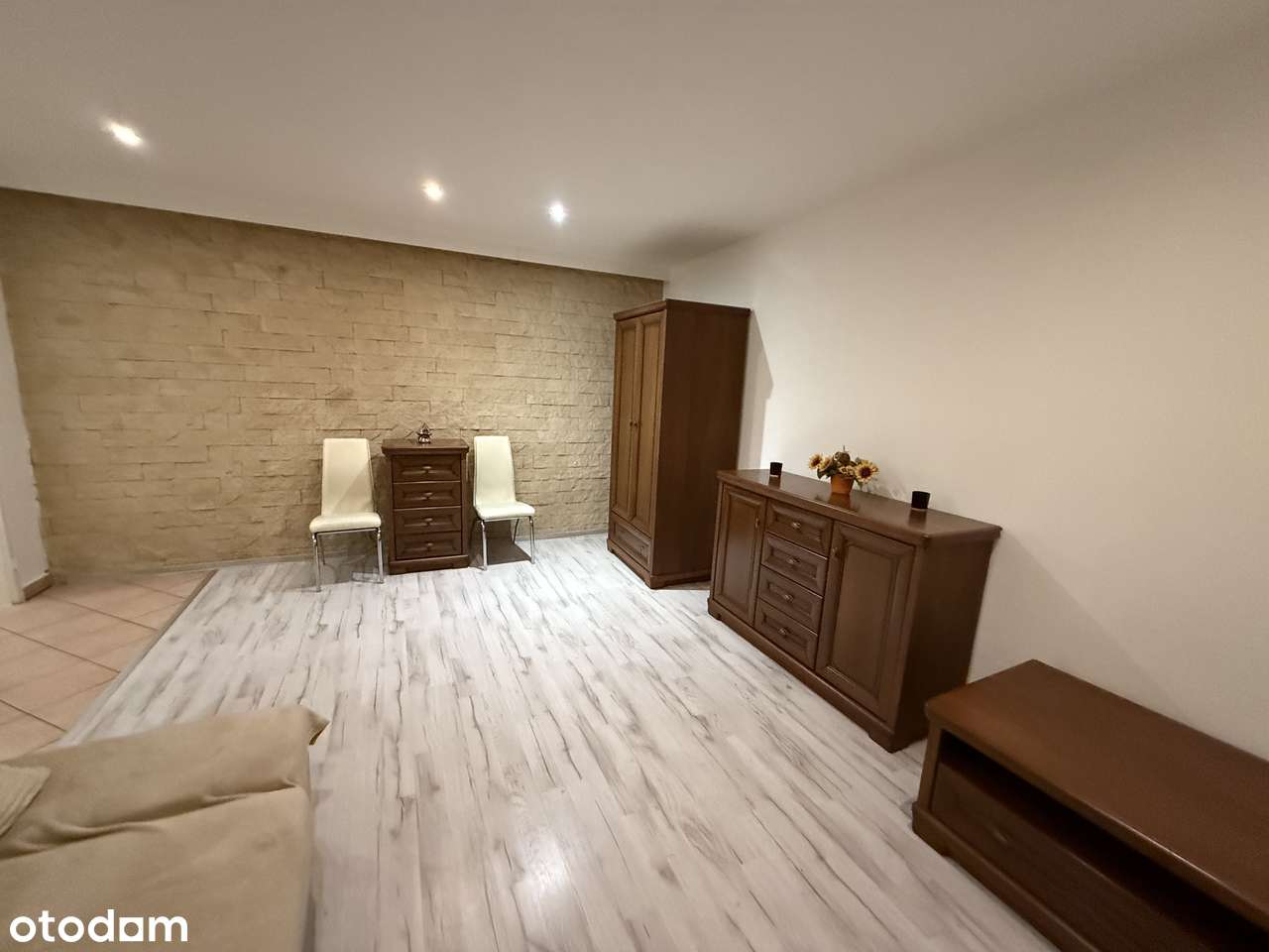 Kawalerka na HALEMBIE!-4