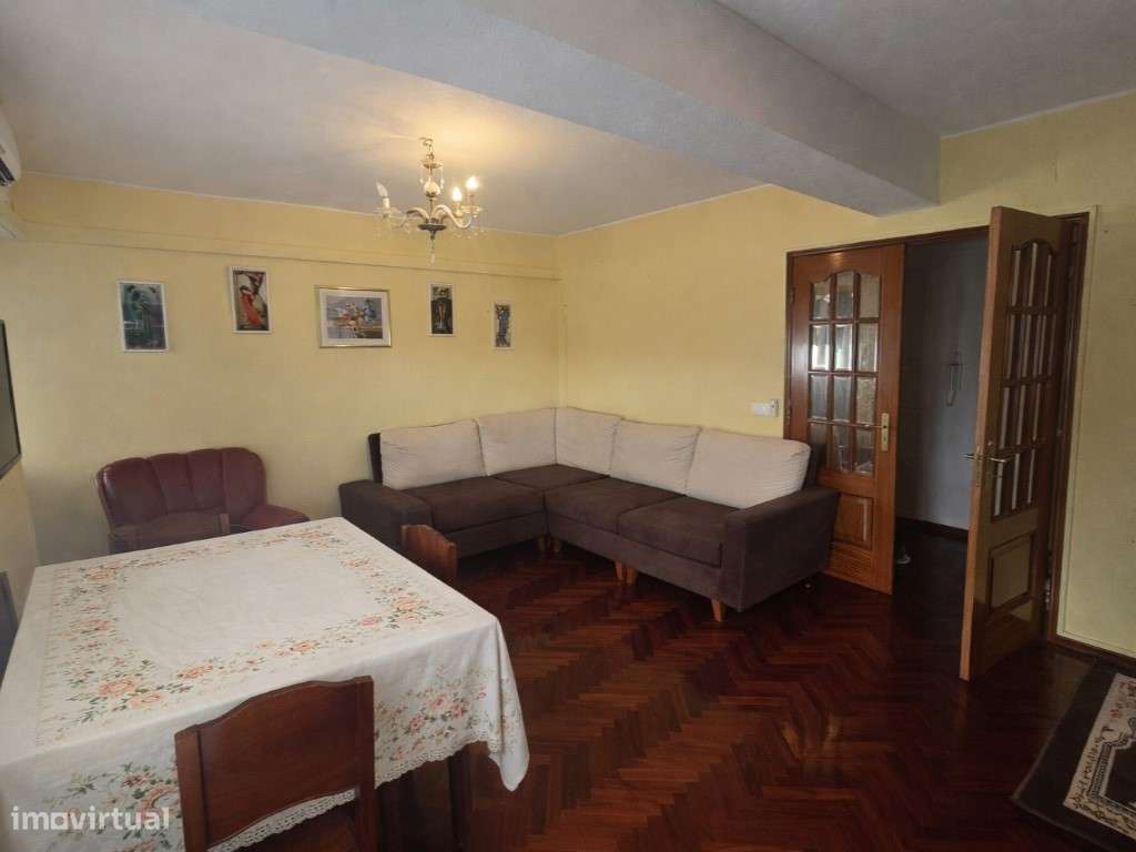 T3 no coração de Monte Abraão - 87m² | Totalmente equipado - Grande imagem: 4/29