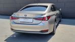 Lexus ES 300h - 5