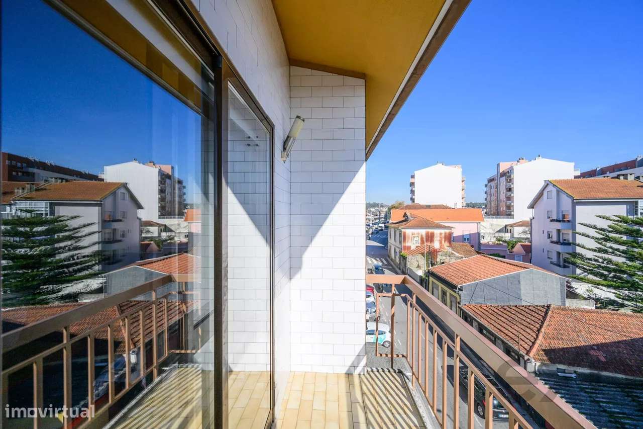 T2 no centro de  Rio Tinto - Grande imagem: 3/27