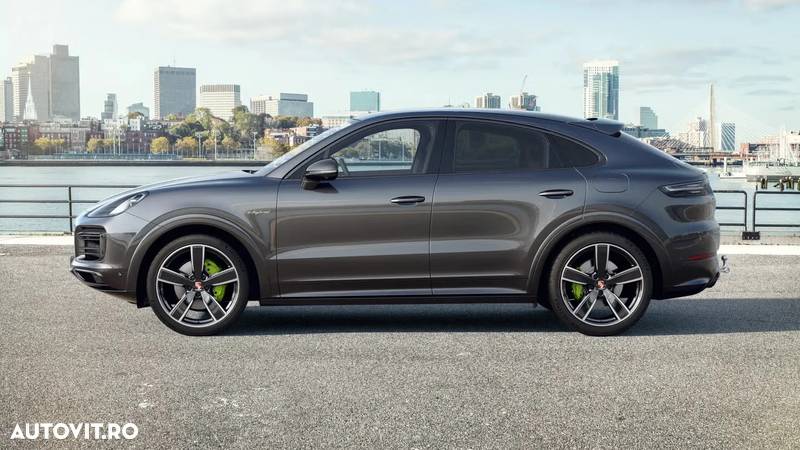 Porsche Cayenne Coupe E-Hybrid Tiptronic S - 2