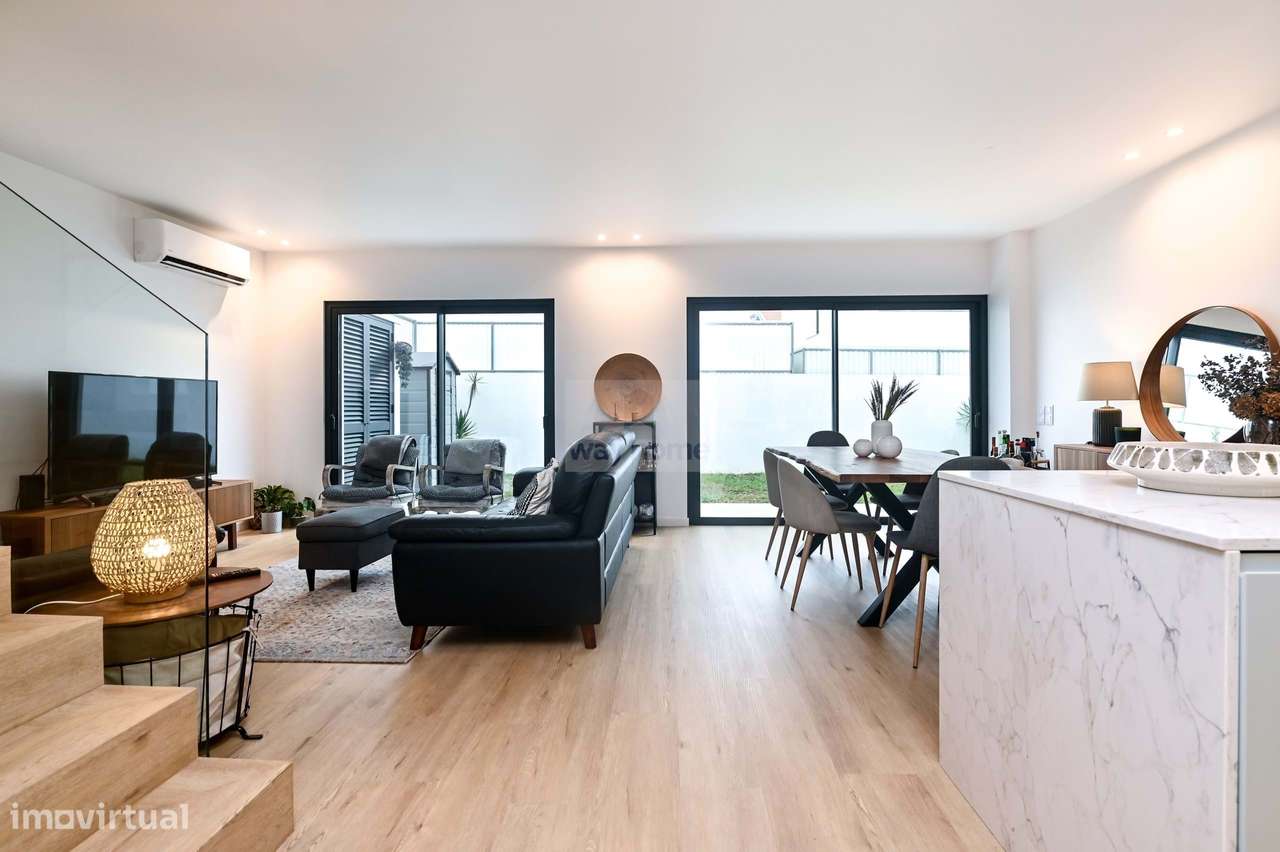 Moradia T4 | Construção contemporânea | Trajouce | São Domingos de Ran-9