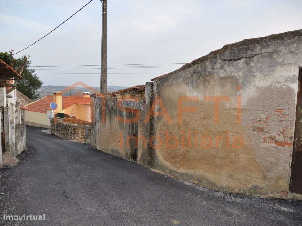 Moradia para recuperar - Grande imagem: 5/17