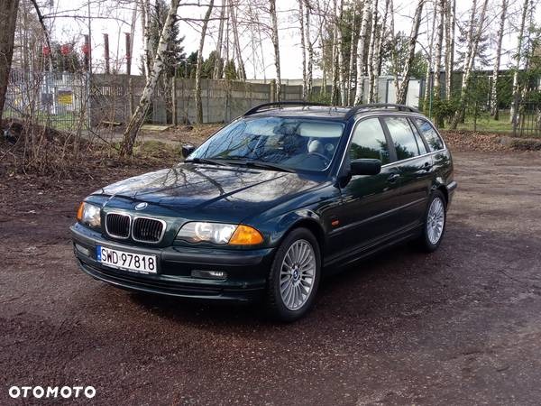 BMW Seria 3 325ix - 1