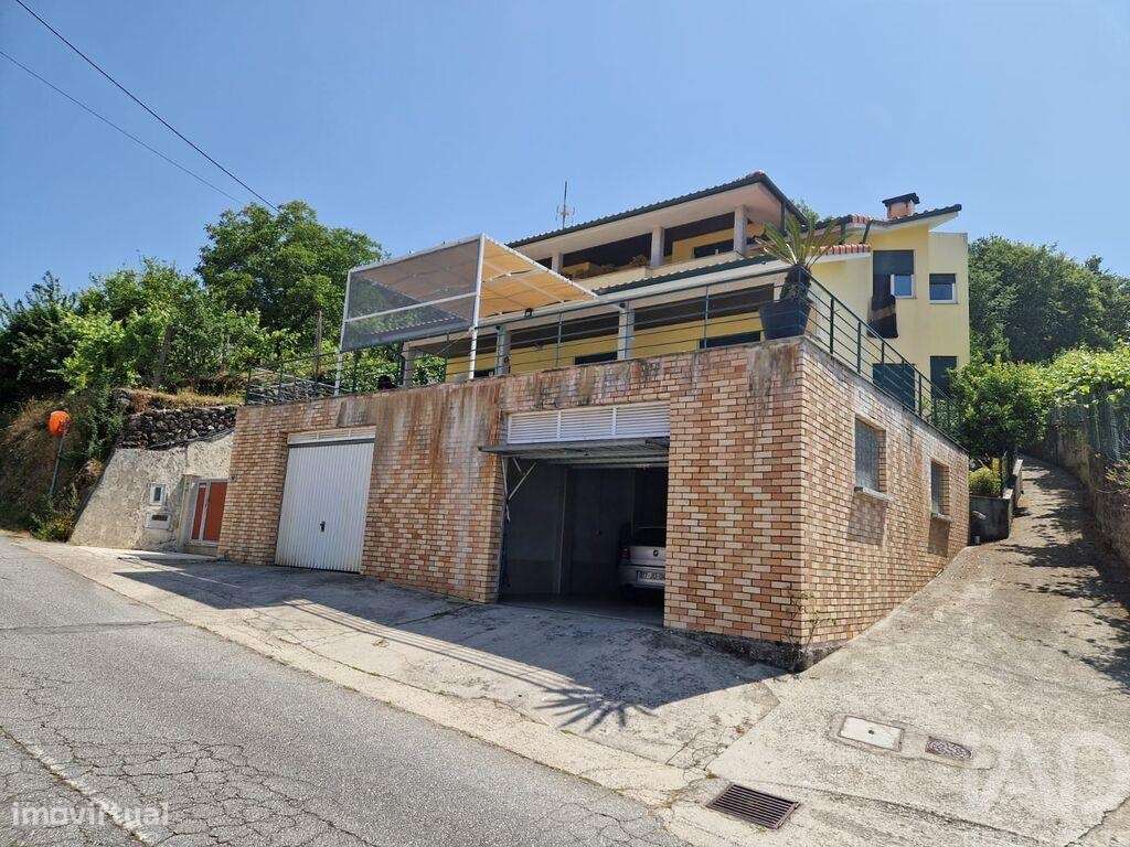 Casa / Villa T5 em Vila e Roussas de 240,00 m2 - Grande imagem: 3/30