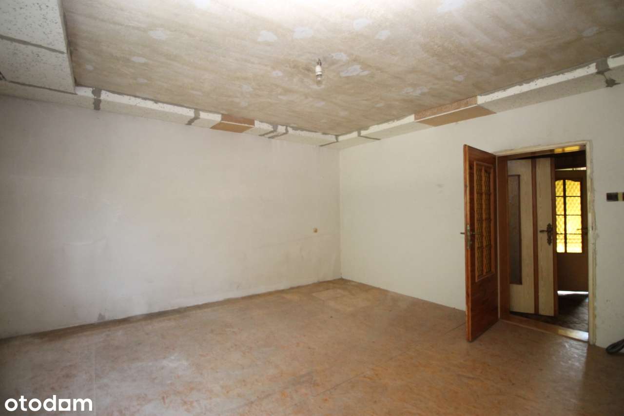 Atrakcyjny dom - idealny dla 2 rodzin.-14