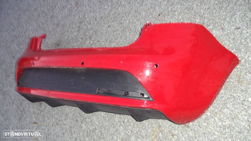 Para-choques Seat Ibiza FR tras ano 2014 modelo 5 portas (c/ pequeno dano) - 4