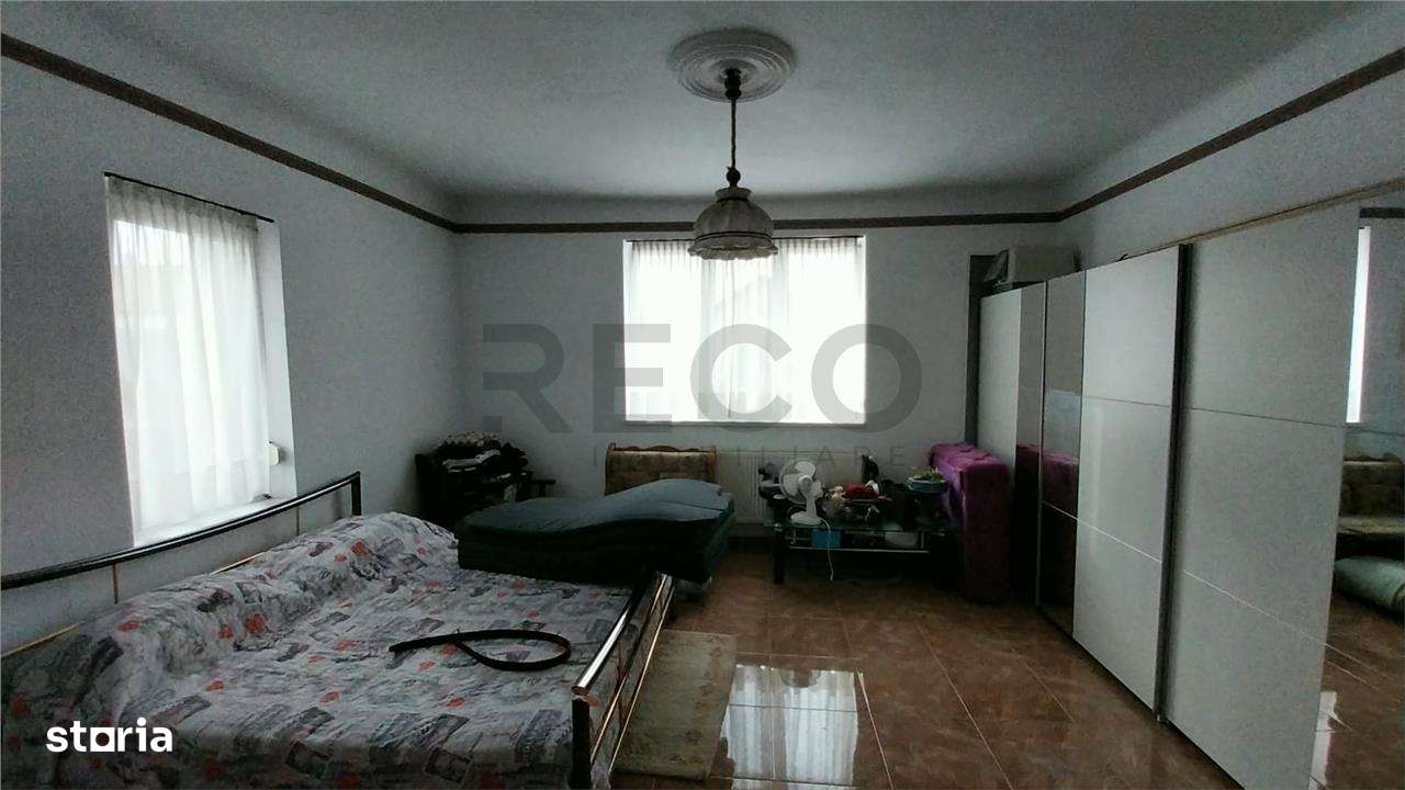 RECO Vila unica in Santion cu teren de 2200mp - Imagine principală: 4/20