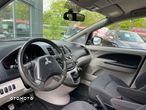 Mitsubishi Grandis 2.4 Intense - 22