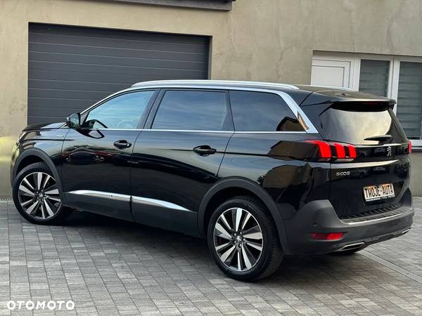 Peugeot 5008 1.6 PureTech Allure S&S EAT8 - 23