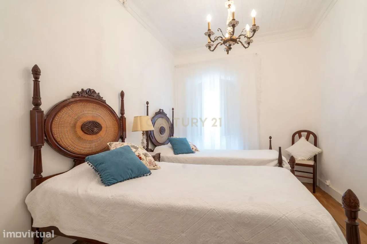 Fantástica Moradia em Serpins-15