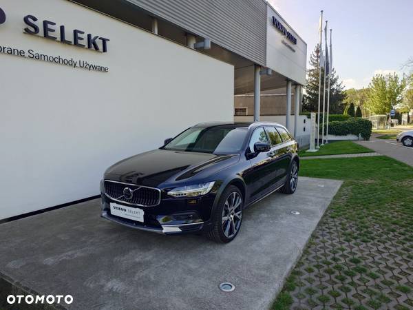 Volvo V90 Cross Country - 5