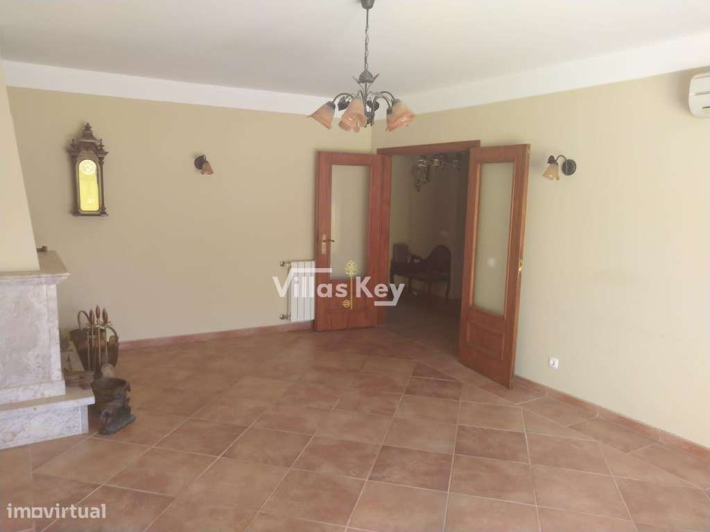 Moradia de 4 quartos e piscina privada no Sargaçal - Grande imagem: 5/24