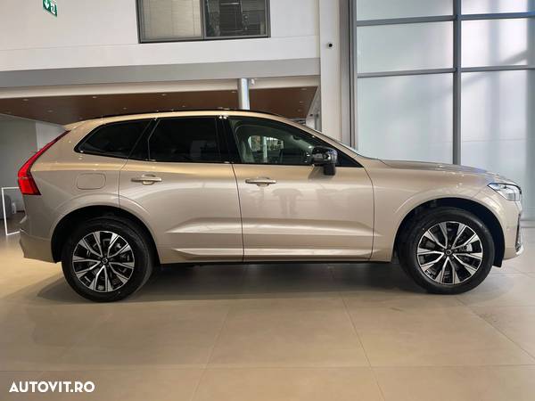 Volvo XC 60 B4 MHEV AT AWD Plus Dark - 5