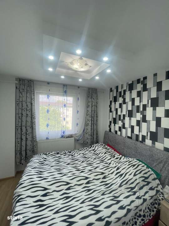 Apartament de 2 camere semidecomandat, 55 mp, etaj 4 cu acoperis, Sasa - Imagine principală: 4/9