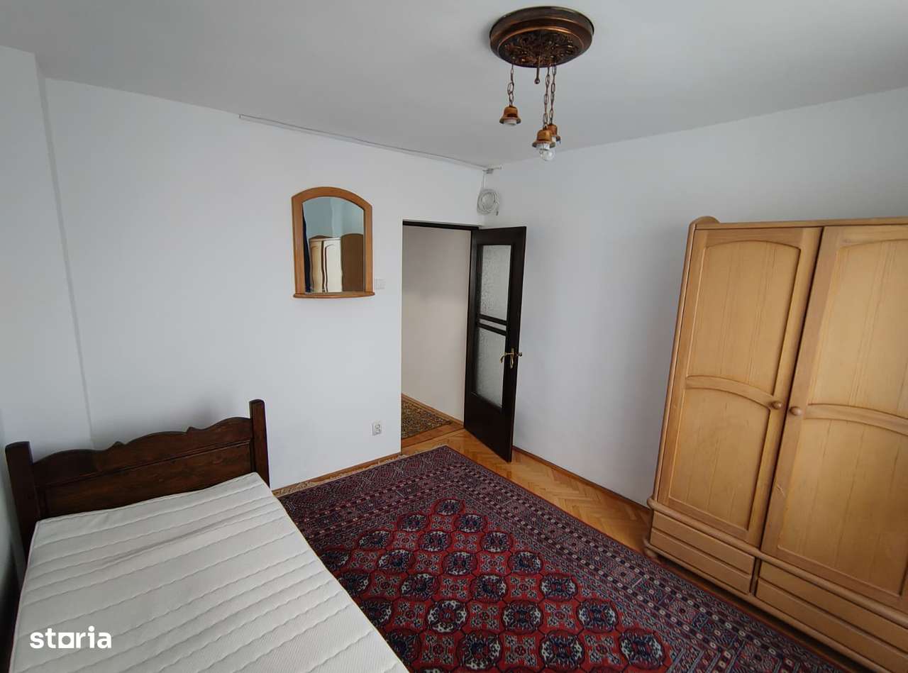 Apartament 4 camere, Centru, Policlinica 2 - Imagine principală: 4/10