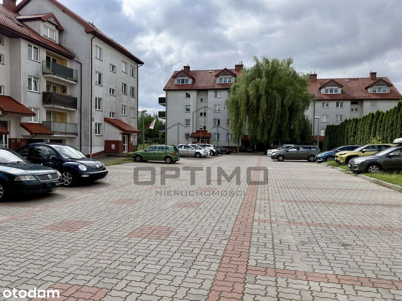 Ciekawe mieszkanie na spokojnym osiedlu - Pieczewo-13