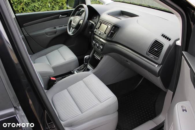 Seat Alhambra 2.0 TDI Ecomotive DSG Style Viva - 12