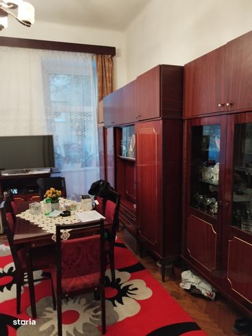 Apt CENTRU,2 camere cu pivniță și parcare lângă magazin SORA-4