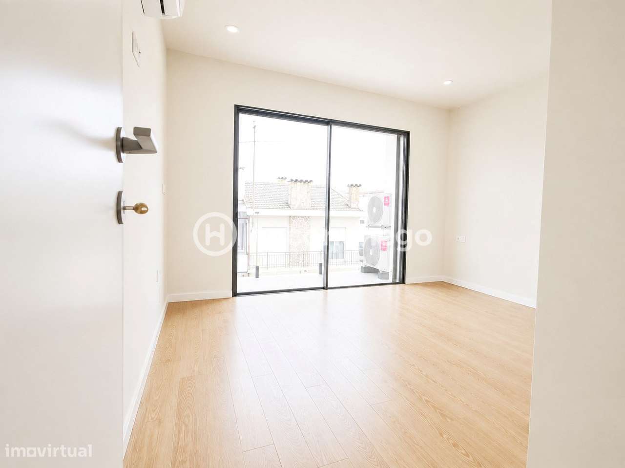 Apartamento T4 duplex com garagem e equipado Arcozelo Barcelos-8
