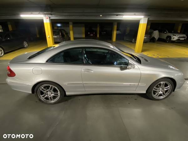 Mercedes-Benz CLK 270 CDI Avantgarde - 1