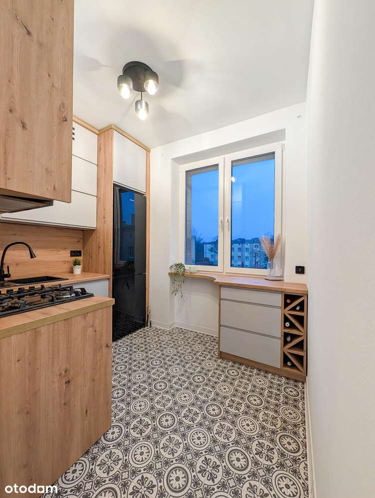 Gotowe do wprowadzenia po remoncie!  II piętro!-4