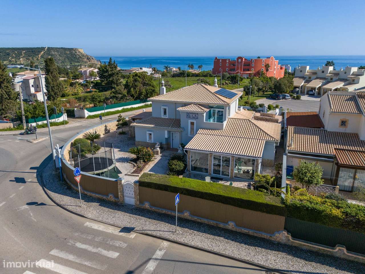 Bonita moradia no Algarve com vista mar - Grande imagem: 2/56