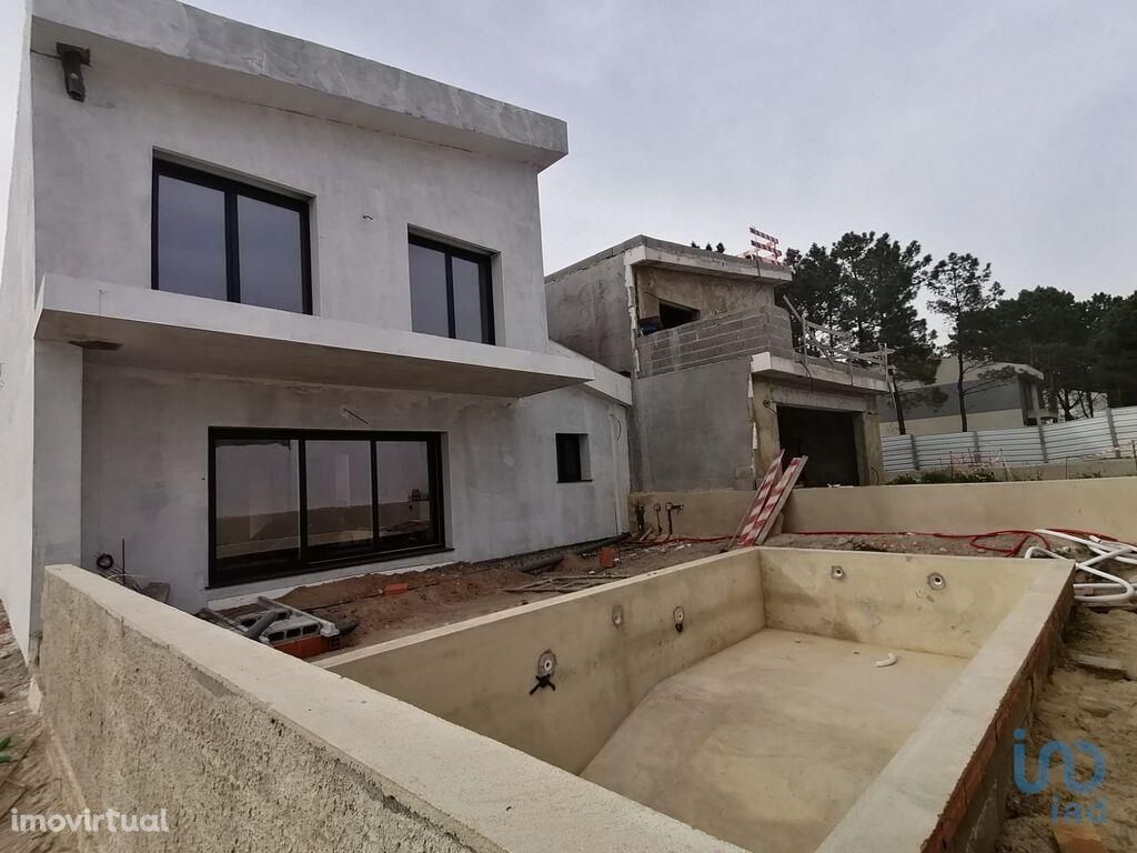 Casa / Villa T4 em Setúbal de 180,00 m2