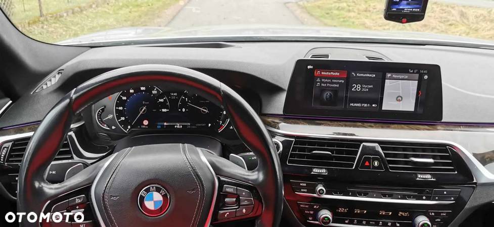 BMW Seria 5 530i - 2