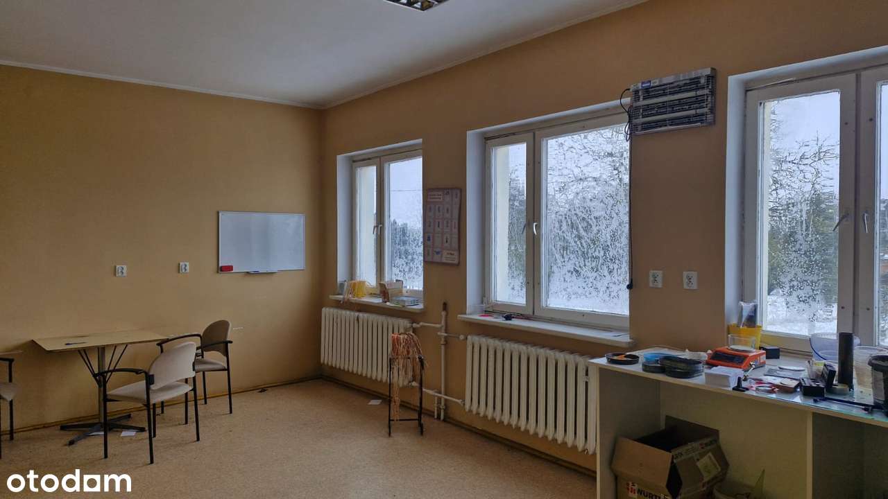 Budynki magazynowo - produkcyjne. Przechlewo ulica Dworcowa.-8