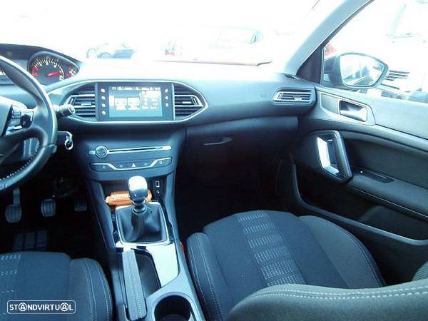 Peugeot 308 SW 1.6 BlueHDi Allure - 16