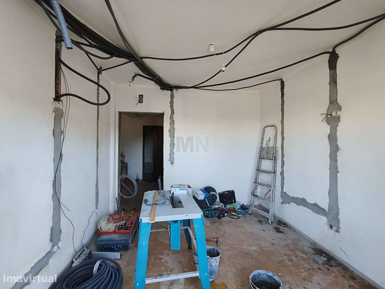 T3 com Garagem em Santa Clara-14