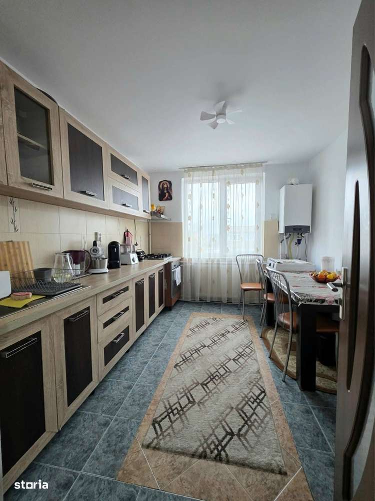 De vanzare 4 camere,2 balcoane,mobilat și utilat zona ultracentrala-11