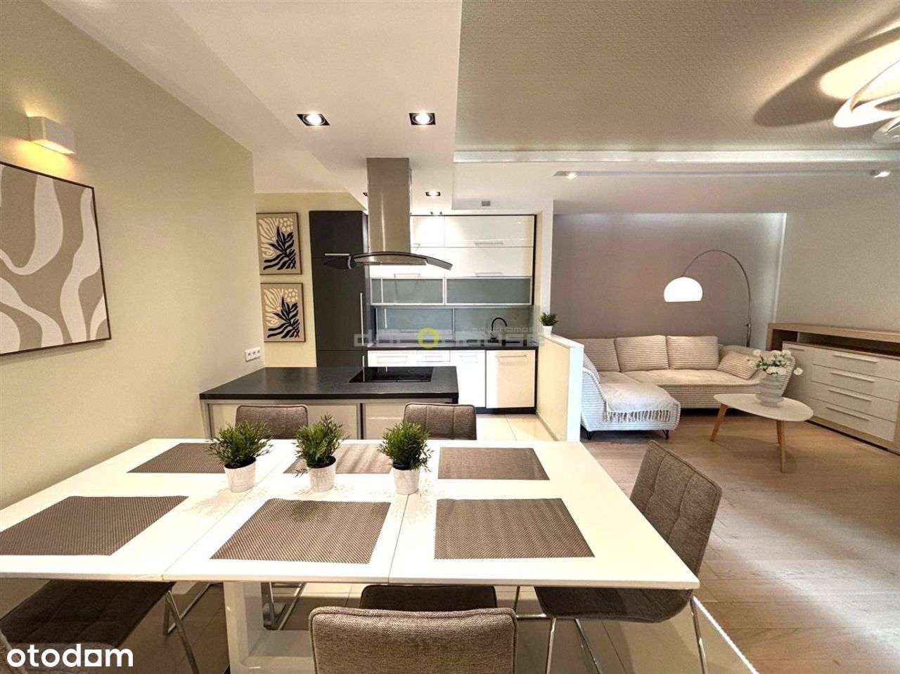 Mieszkanie, 90,27 m², Katowice-5