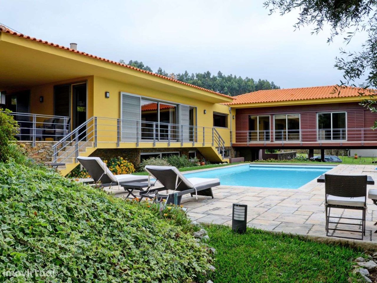 Moradia T3+1 com piscina e jardim em Dem, Caminha