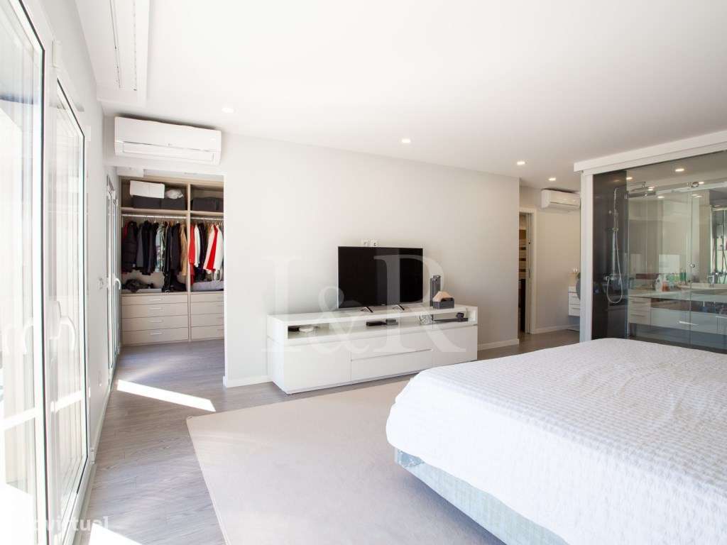 Apartamento T4 duplex com terraço e garagem no Montijo-36