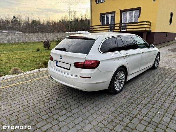 BMW Seria 5 520d Touring Luxury Line - 3