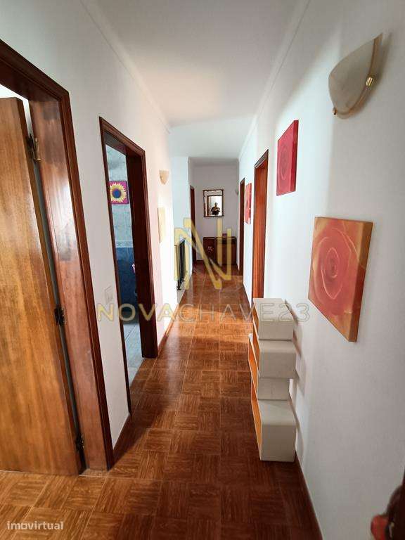 Moradia T6 - Alcanede, Santarém com licença para ALOJAMENTO LOCAL-14