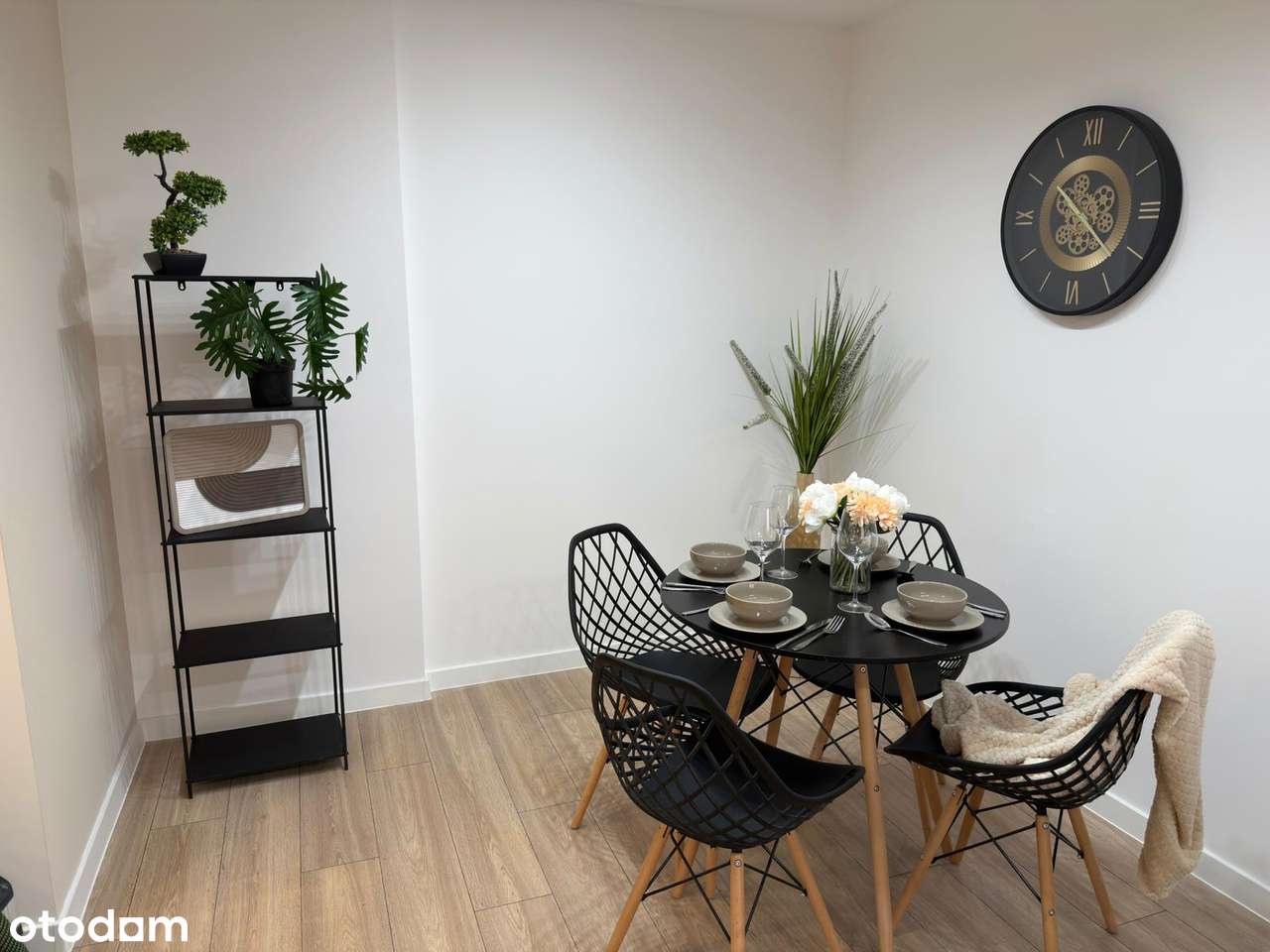 Przestronne 3-pokojowe mieszkanie z balkonem-4