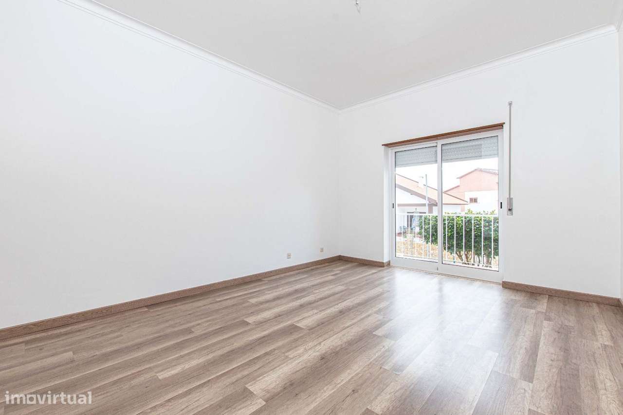 Moradia T3 Guizanderia, Carregado, Alenquer - Grande imagem: 5/25