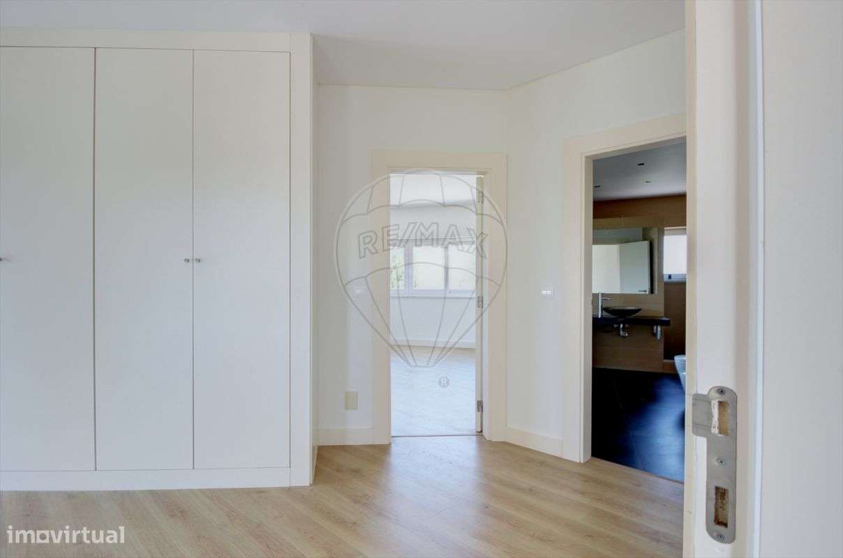 Moradia T4 para venda-19